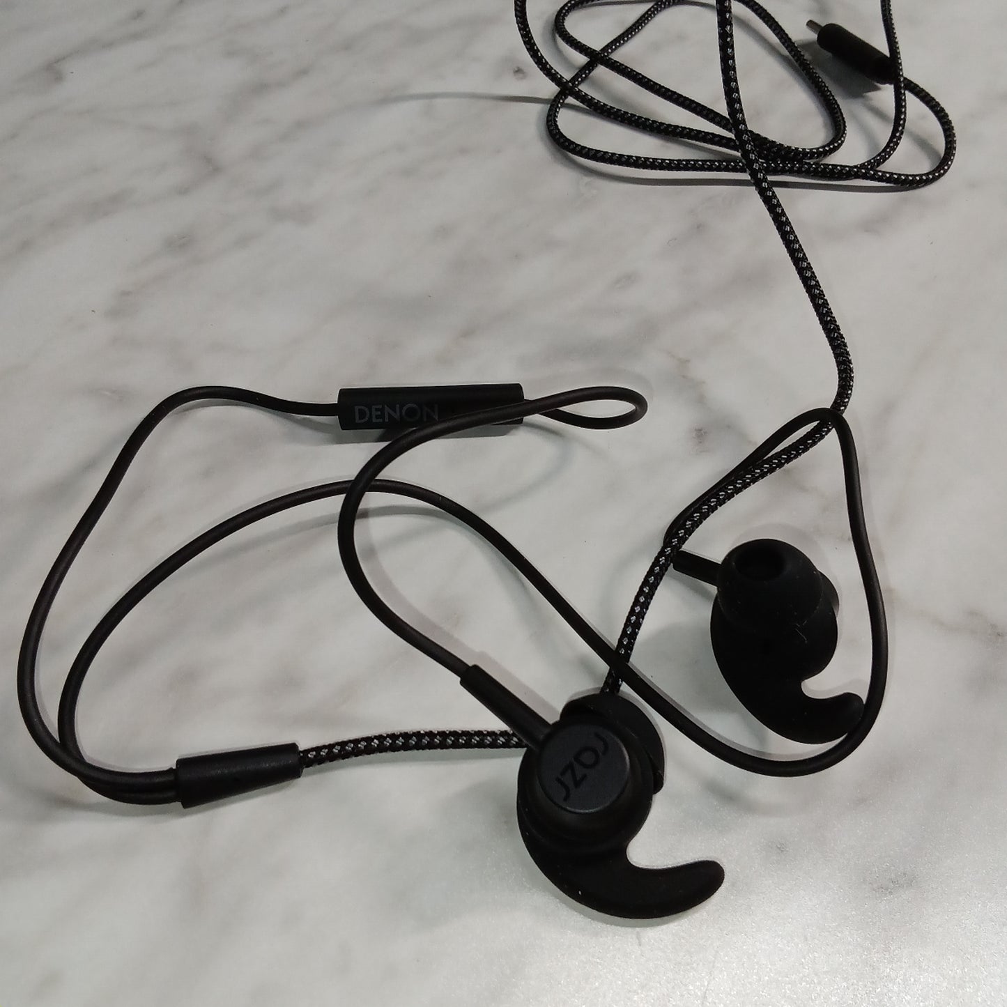 Motorola Razr Denon USB-C Earbuds Headphones Wired