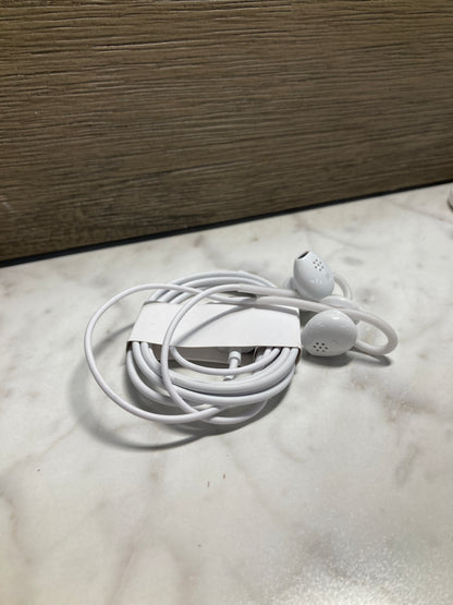 Google Pixel USB-C Earbuds with remote and microphone white