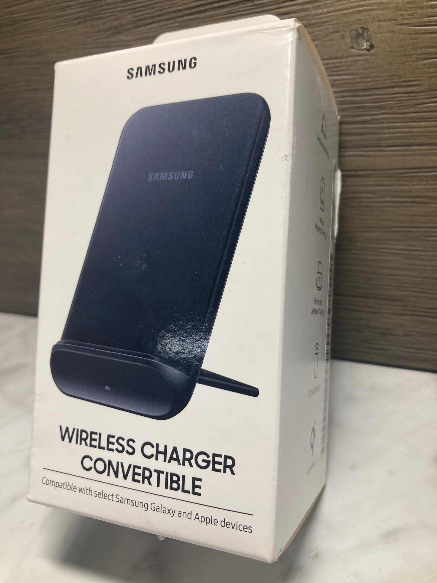 Samsung Official 15W 2019 Fast Charge 2.0 Wireless Charger
Stand Black